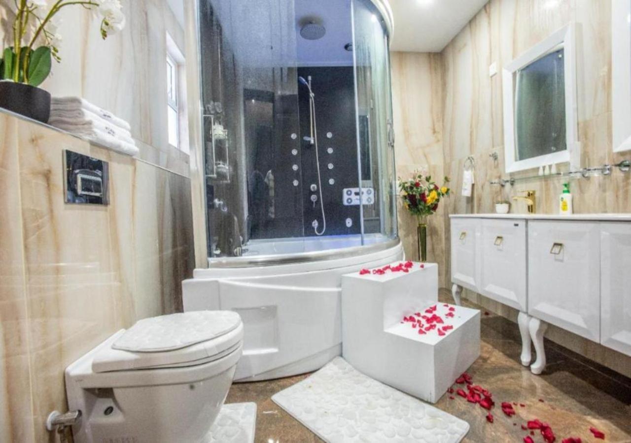 Stayplus Nyali Luxury Suites Mombasa Eksteriør bilde